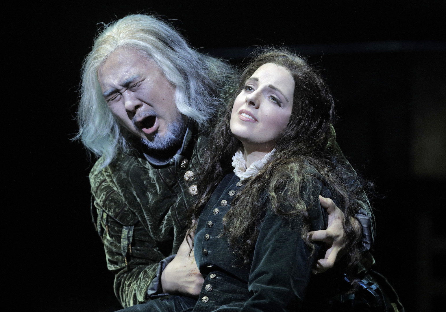 IN REVIEW: Lyric stages workaday ‘Rigoletto’